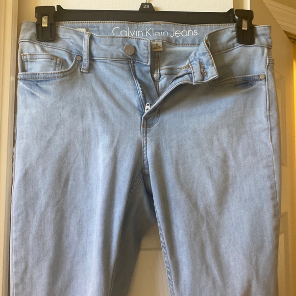 Calvin Klein skinny capri jeans - Picture 2 of 3